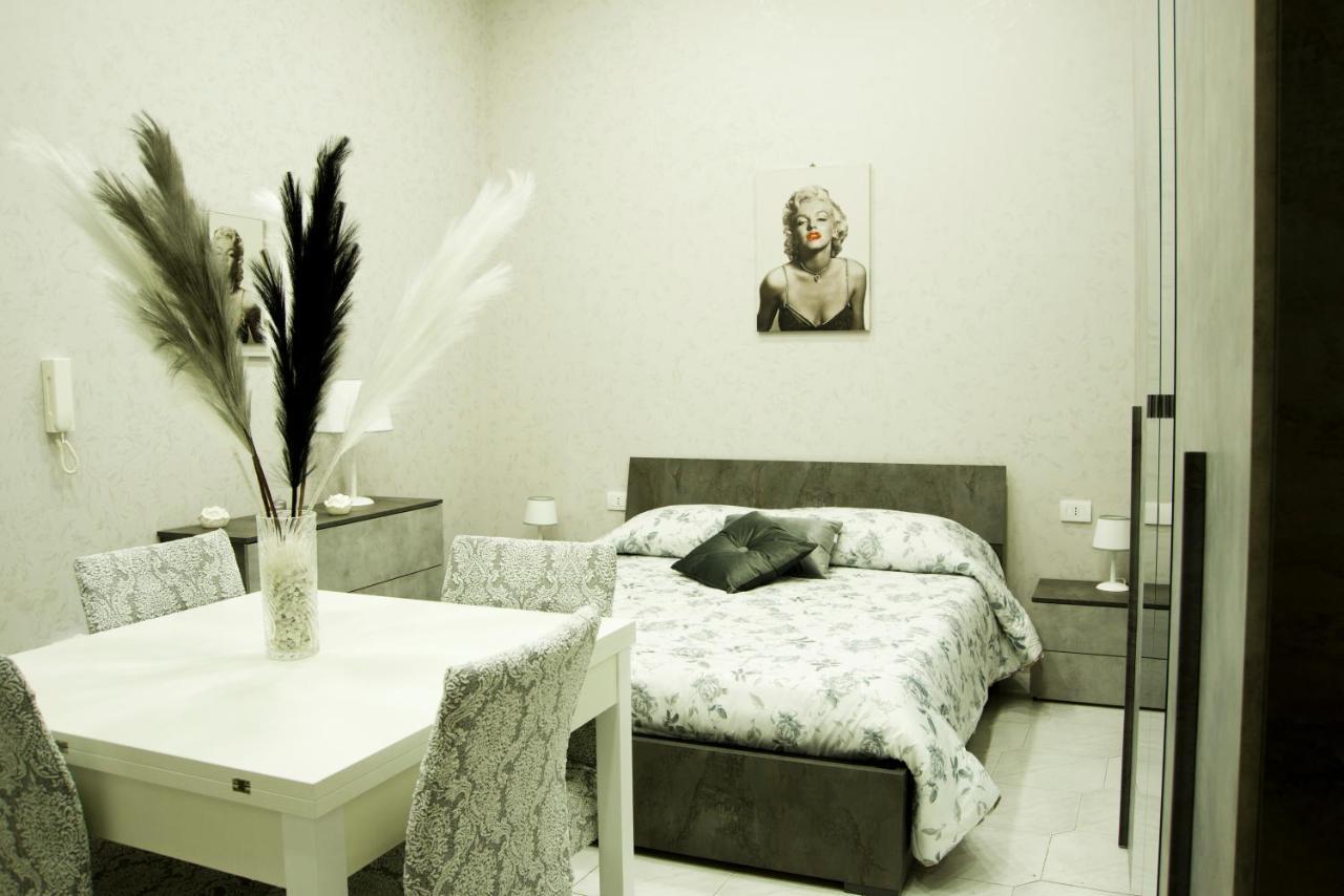 Mincasa Nel Cuore Di Napoli Ngoại thất bức ảnh