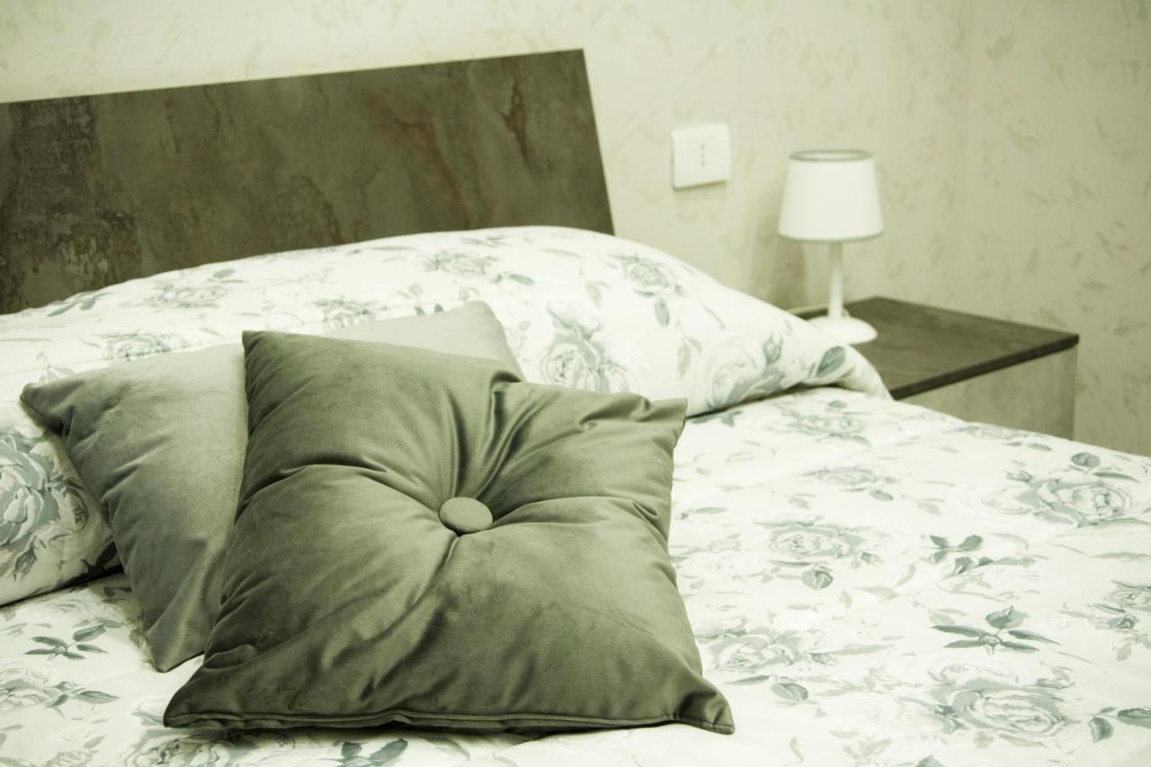 Mincasa Nel Cuore Di Napoli Ngoại thất bức ảnh