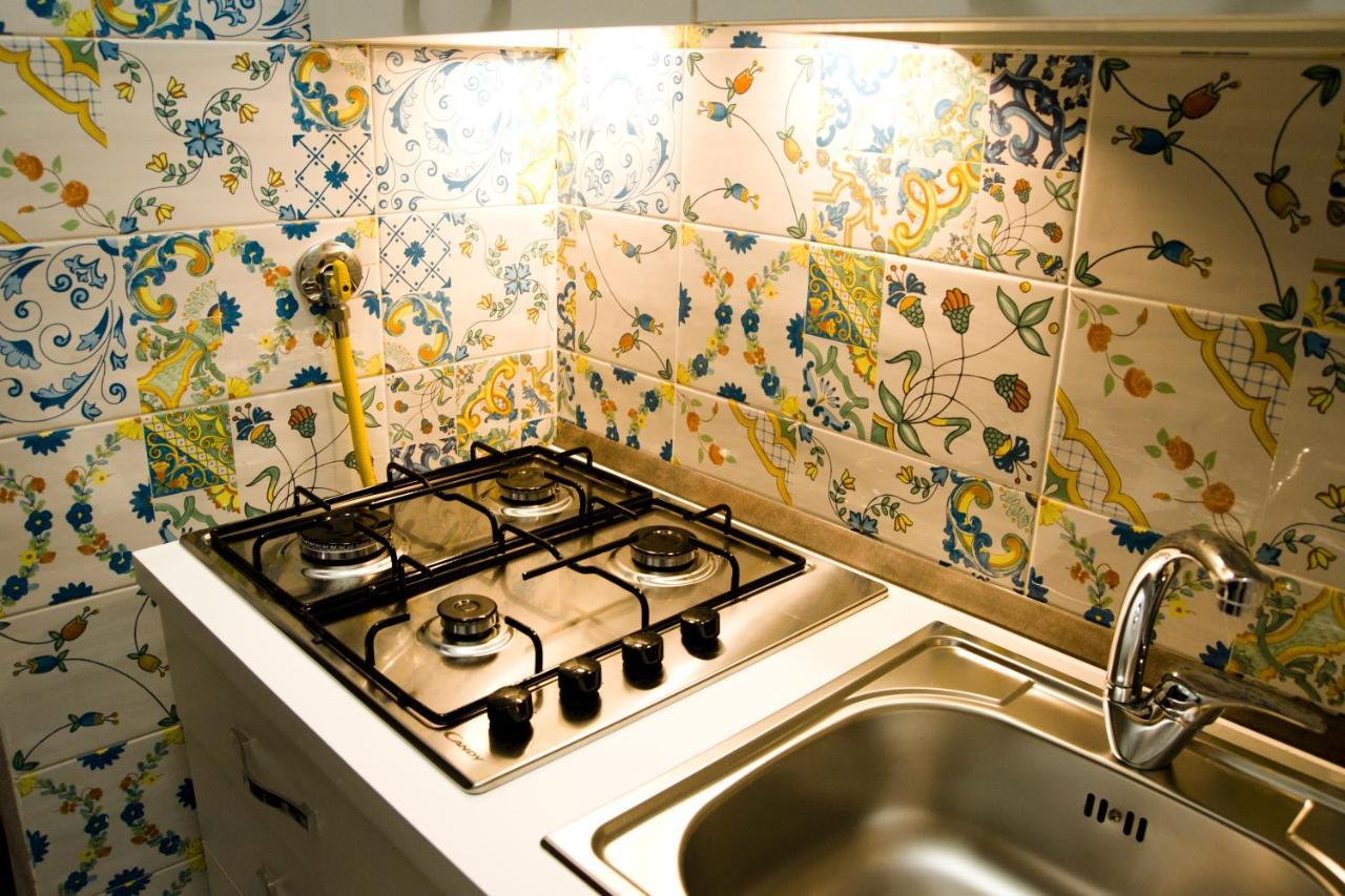Mincasa Nel Cuore Di Napoli Ngoại thất bức ảnh